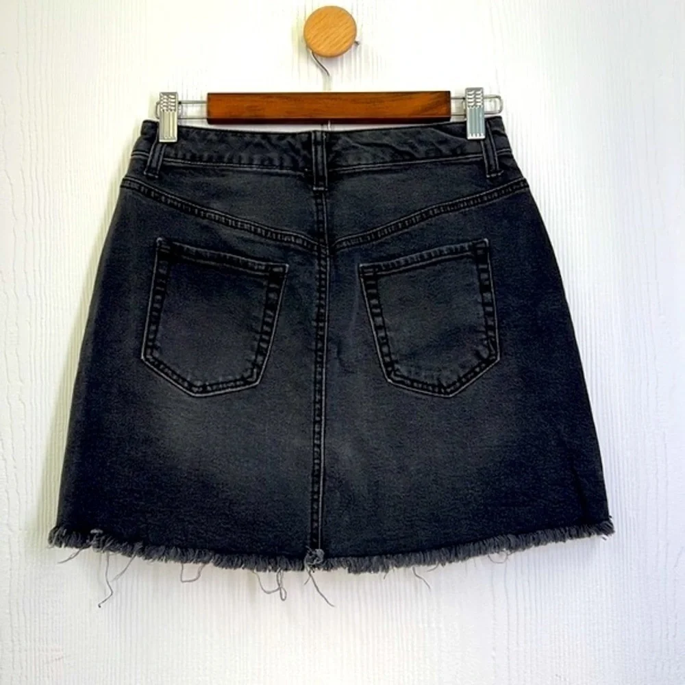 Wild Fable - Black Stonewash Frayed Zip Up Denim Cotton Mini Skirt Size 4 - Picture 6 of 9